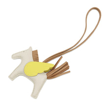 Load image into Gallery viewer, HERMES Rodeo Pegasus Craie/Lime/Chai Lambskin Size PM