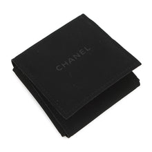 将图像加载到图库查看器中,CHANEL Emblem Icon Brooch Silver/BlackAB4702 Metal Lambskin Faux Pearl Rhinestone