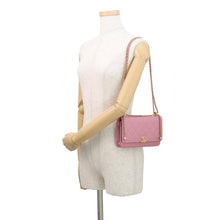 Load image into Gallery viewer, CHANEL Chain Wallet Turnlock PinkAP2289 Lambskin