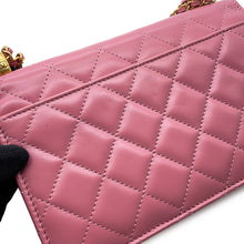 Load image into Gallery viewer, CHANEL Chain Wallet Turnlock PinkAP2289 Lambskin