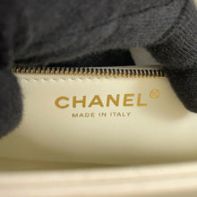 Load image into Gallery viewer, CHANEL Matelasse Trendy CC Top Handle Chain Shoulder Bag WhiteA92236 Lambskin