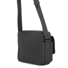 将图像加载到图库查看器中,LOUIS VUITTON Boarding Messenger NoirM15265 Waxy Calf Leather