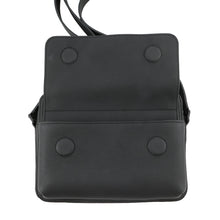 将图像加载到图库查看器中,LOUIS VUITTON Boarding Messenger NoirM15265 Waxy Calf Leather