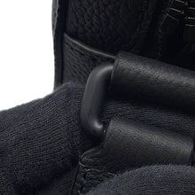 Load image into Gallery viewer, LOUIS VUITTON Boarding Messenger NoirM15265 Waxy Calf Leather