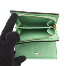 将图像加载到图库查看器中,LOUIS VUITTON Portefeuille Clare Vert PomM82049 Monogram Empreinte Leather