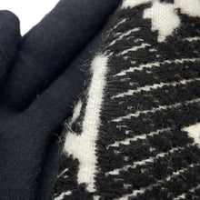 将图像加载到图库查看器中,LOUIS VUITTON Echarpe LV to Jules NoirM77406 Silk52% Cashmere48%