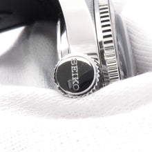 Load image into Gallery viewer, SEIKO Prospex 1965 Mechanical Divers Revival Design Limited Edition W38mm Stainless Steel (DiaShield) Silicone Gray DialSBEN003