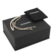 Load image into Gallery viewer, CHANEL Coco handle WhiteA92990 Caviar Leather Size 24