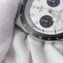 将图像加载到图库查看器中,TUDOR Black Bay Chrono W41mm Stainless Steel White DialM79360N-0012