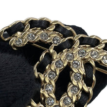 将图像加载到图库查看器中,CHANEL CC Logo BroochAB2971-B01952-N5746 Metal Leather Rhinestone