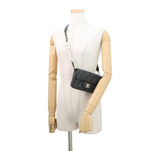 将图像加载到图库查看器中,CHANEL Mini Matelasse Black Lambskin