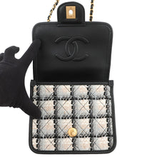 将图像加载到图库查看器中,CHANEL Top handle ChainShoulder White/Black/MulticolorAS3652 Tweed Lambskin
