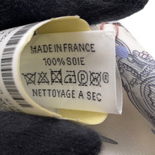 Load image into Gallery viewer, HERMES HERMES Scarf Twilly Les Cles a Pois HERMES Silk Twill Spring/Summer 2022 Blanc/Gris Acier/Multicolor Silk100%