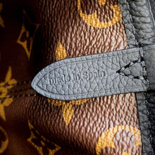 将图像加载到图库查看器中,LOUIS VUITTON Neverfull・Inside Out BlackM12099 Monogram Grain Leather Size BB