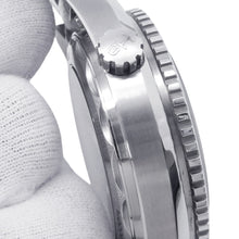 将图像加载到图库查看器中,OMEGA Seamaster Planet Ocean 600M Co-Axial W39.5mm Stainless Steel White Dial215.30.40.20.04.001