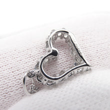 Load image into Gallery viewer, TIFFANY&Co. Sentimental Heart Necklace Pt950