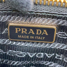 将图像加载到图库查看器中,PRADA Re-Nylon Pouch Surfing Pattern Light Blue/Multicolor1NS693_2HAI_F0C9N Nylon