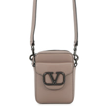将图像加载到图库查看器中,Valentino Garavani Loco V Logo Shoulder Bag Greige Leather