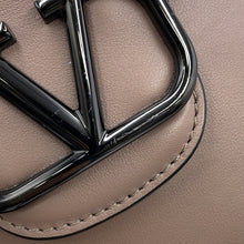 将图像加载到图库查看器中,Valentino Garavani Loco V Logo Shoulder Bag Greige Leather