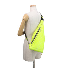 将图像加载到图库查看器中,LOUIS VUITTON Duo Sling Bag Taigarama JauneM30945 Monogram Taiga Leather