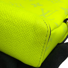 将图像加载到图库查看器中,LOUIS VUITTON Duo Sling Bag Taigarama JauneM30945 Monogram Taiga Leather