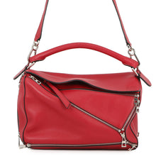 将图像加载到图库查看器中,LOEWE Puzzle bag Red326.30.K74 Leather Size Medium