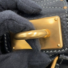 将图像加载到图库查看器中,Chloe Paddington Black Leather