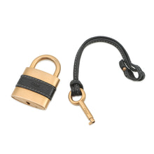 将图像加载到图库查看器中,Chloe Paddington Black Leather