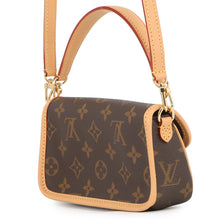 将图像加载到图库查看器中,LOUIS VUITTON Nano Diane NoirM83298 Monogram