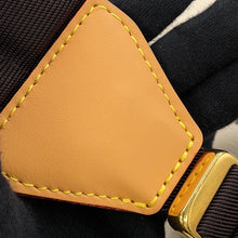 将图像加载到图库查看器中,LOUIS VUITTON Christopher VanillaM25240 Monogram・Craggy Size MM