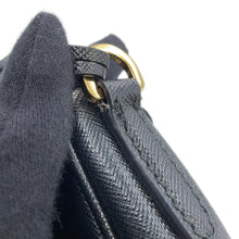 将图像加载到图库查看器中,PRADA Re-Edition 2005 Shoulder Bag Black1BH204_NZV_F0632_V_V2P Saffiano LeatherLeather
