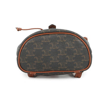 将图像加载到图库查看器中,CELINE Falco Triomphe Backpack Tan197662 PVC Calf Leather