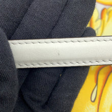 将图像加载到图库查看器中,FENDI Fendace Peekaboo White/Yellow8BN244 Leather Size Mini