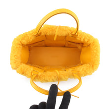 将图像加载到图库查看器中,Bottega Veneta alcotote Yellow652867V13F17118 Mouton Leather