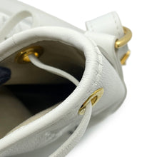 将图像加载到图库查看器中,LOUIS VUITTON LV Broderie Anglaise Noe 2022 Stainless Steel BlancM20740 Calf Leather Monogram Size PM