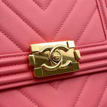 将图像加载到图库查看器中,CHANEL Boy Chanel ChainShoulder PinkAS0130 Leather