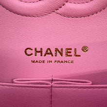 Load image into Gallery viewer, CHANEL Matelasse ChainShoulder Bag PinkA01112 Caviar Leather Size 25