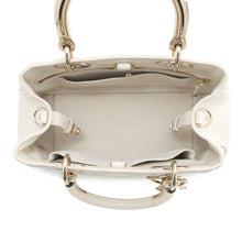 Load image into Gallery viewer, Dior Lady 95.22 lattéM0699OVJX_M030 Calf Leather Size Medium