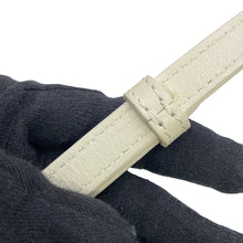 Load image into Gallery viewer, Dior Lady 95.22 lattéM0699OVJX_M030 Calf Leather Size Medium