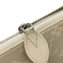 将图像加载到图库查看器中,LOUIS VUITTON Zippy Wallet QuartzM83029 Mahina Reverse