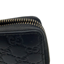 将图像加载到图库查看器中,GUCCI GG embossed zip around wallet Black?860868 Leather
