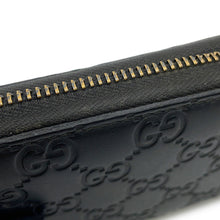 将图像加载到图库查看器中,GUCCI GG embossed zip around wallet Black?860868 Leather