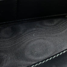 将图像加载到图库查看器中,GUCCI GG embossed zip around wallet Black?860868 Leather