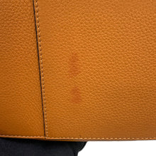 将图像加载到图库查看器中,LOEWE hammock Light Camel387.12KN60 Leather Size Small