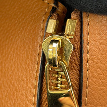 将图像加载到图库查看器中,LOEWE hammock Light Camel387.12KN60 Leather Size Small