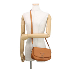 将图像加载到图库查看器中,LOUIS VUITTON Busy NM GoldMielM59459 Epi Leather