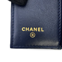 Load image into Gallery viewer, CHANEL Matelasse CC Logo Small Flap NavyAP4319 Caviar Leather