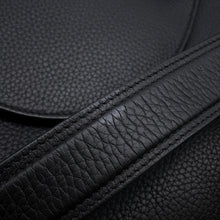 将图像加载到图库查看器中,Dior Pillow Saddlebag Black Leather