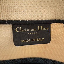 将图像加载到图库查看器中,Dior vertical book tote White/Blue/Black Canvas