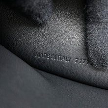 将图像加载到图库查看器中,BALENCIAGA BB Logo Clutch Bag Black717791 Leather